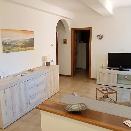 ヴィンチLa Casa Di Elisaアパートメント エクステリア 写真
